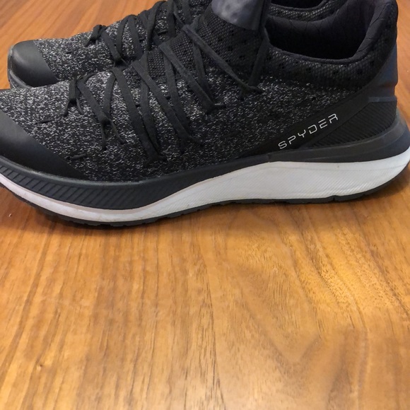 Spyder - Picture 3 of 8